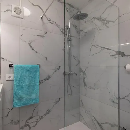Stunning 6 Bedroom Private Heated Pool Villa Costa Adeje (Tenerife)