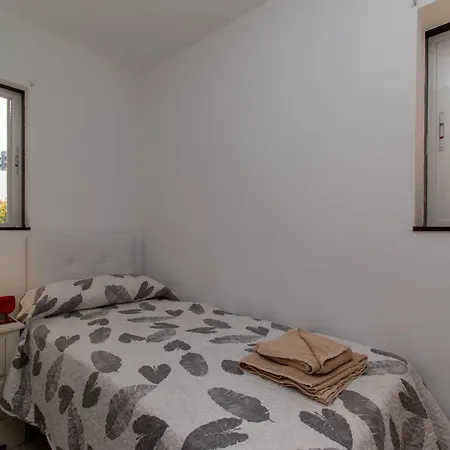 Stunning 6 Bedroom Private Heated Pool Costa Adeje (Tenerife)