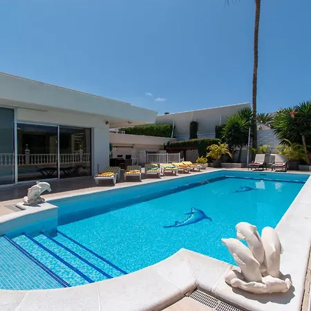 Βίλα Stunning 6 Bedroom Private Heated Pool Costa Adeje (Tenerife)