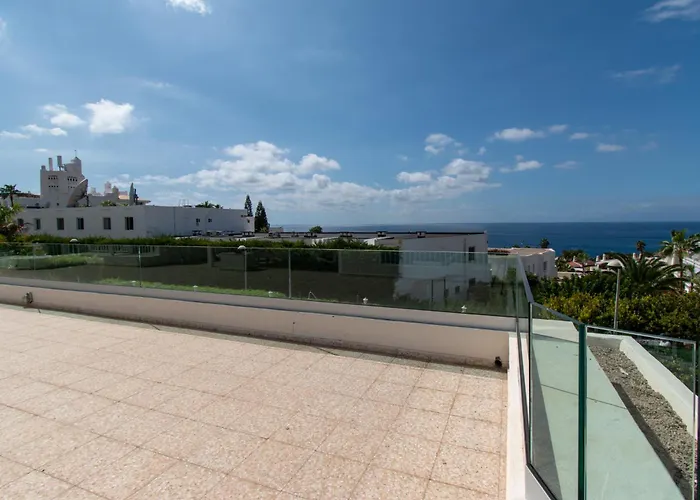 Willa Stunning 6 Bedroom Private Heated Pool