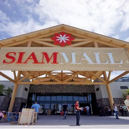 Villa Stunning 6 Bedroom Private Heated Pool