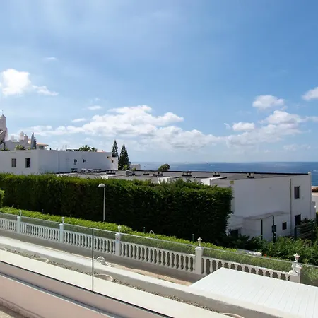 Stunning 6 Bedroom Private Heated Pool אדחה