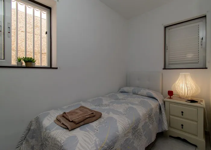 Stunning 6 Bedroom Private Heated Pool