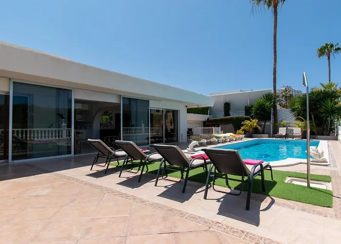 Stunning 6 Bedroom Private Heated Pool 别墅 *