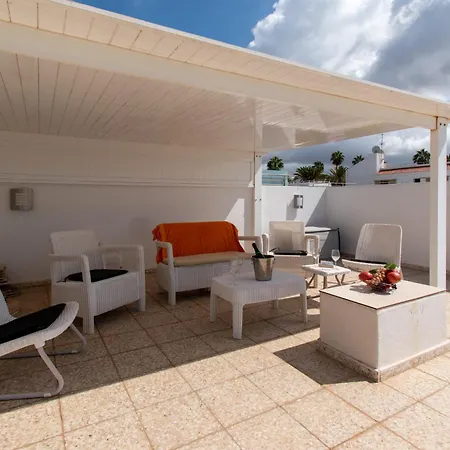 فيلة Stunning 6 Bedroom Private Heated Pool أذيخي